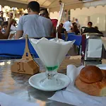 Oda ve Kahvaltı Il Mare Do Zu Pippo
