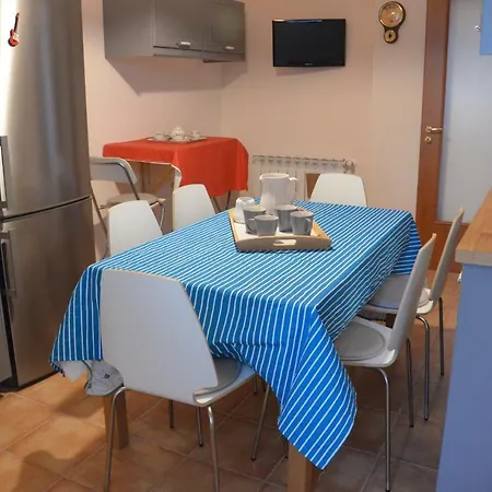 Il Mare Do Zu Pippo Аугуста